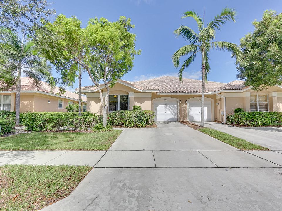 1st image of 2557 N Coral Trace Cir