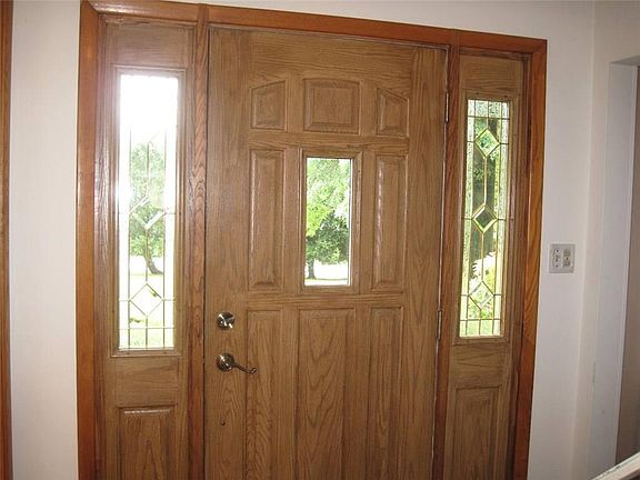 2nd image of 2644 Kimberly Dr