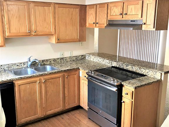 4th image of 3208 Wetmore Ave APT 21