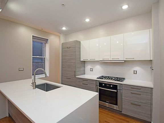 3rd image of 1307 Republic St APT 4