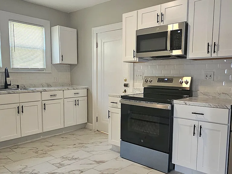 1563 Ella T Grasso Blvd #B — Photo 1