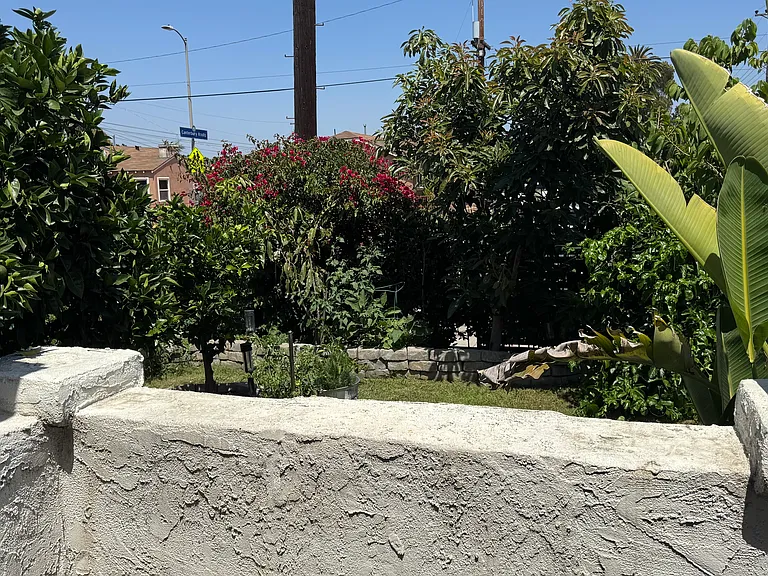 7727 S Normandie Ave — Photo 41