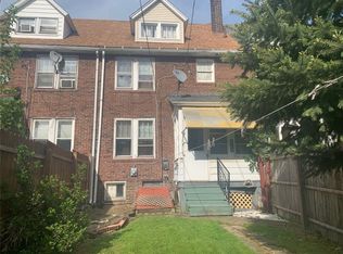 1040 Priestley Ave, Erie, PA 16511