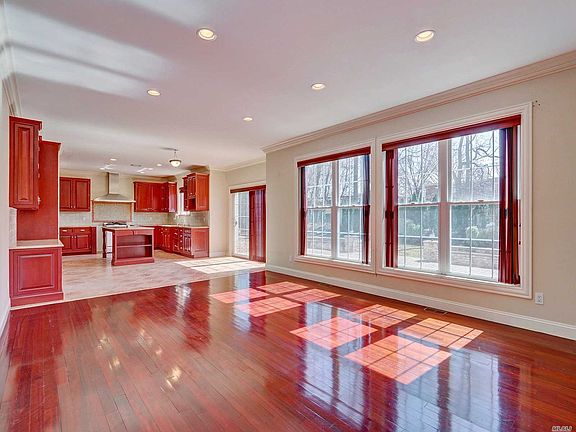 5th image of 59 Saint Andrews Ln
