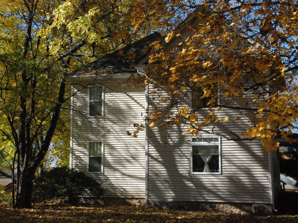 8305 N Solon Rd, Richmond, IL 60071