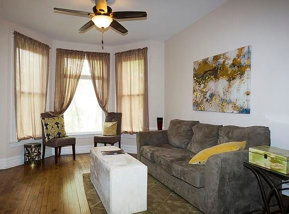 3rd image of 1732 N Kedvale Ave