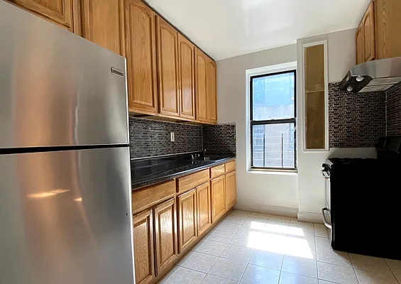 Rented by REAL New York | media 9