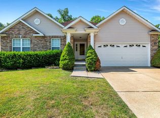 3544 Lakeview Heights Dr, Saint Louis, MO
