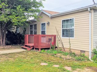 150 Daniel Ln, Hollister, MO 65672