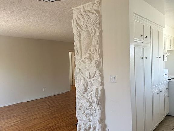 5th image of 12738 Mitchell Ave APT 4