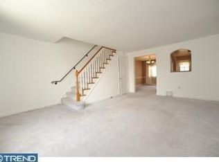 7465 Rhoads St, Philadelphia, PA 19151