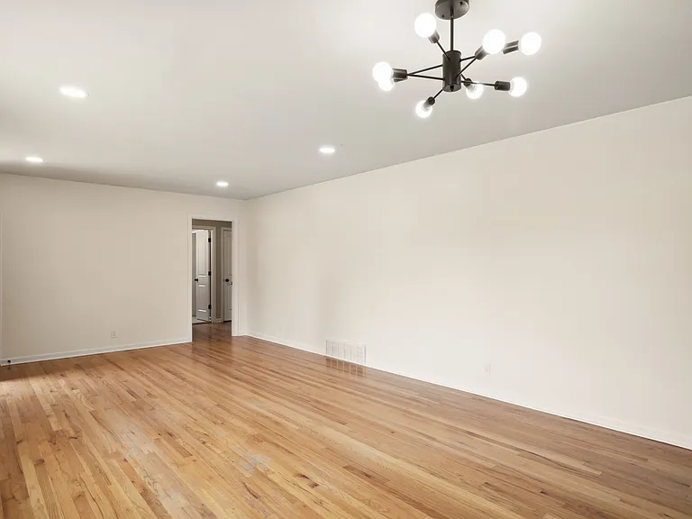 1218 Sunset Dr — Photo 23