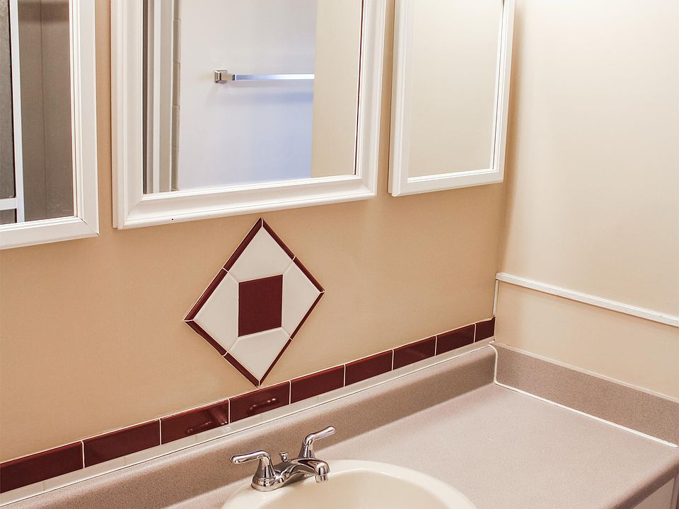 4290 Norwood Dr, Trenton, MI 48183 Zillow