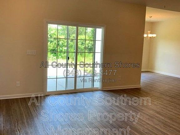 3rd image of 188 Palm Terrace Loop
