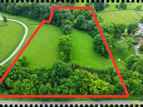 2308 Running Brook Trl, Fisherville, KY 40023