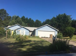 6157 Amberly Rd, Rex, GA 30273