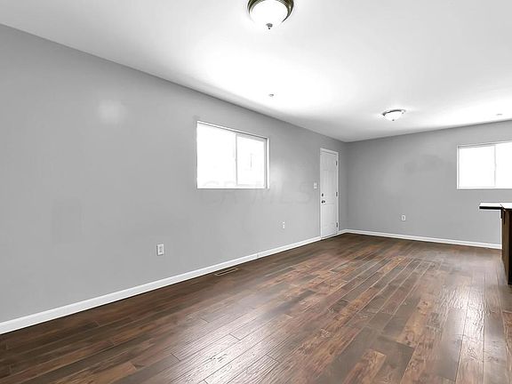 Open Concept Living/Dining