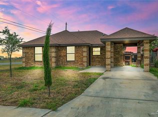 400 Cripple Creek Cir, Alamo, TX 78516