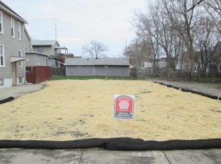 2014 65th St, Kenosha, WI 53143