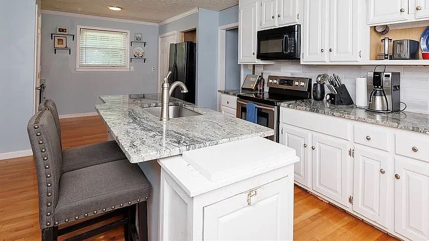 2nd image of 13016 Wooten Ct