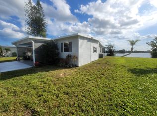 31 Treasure Cir, Sebastian, FL 32958