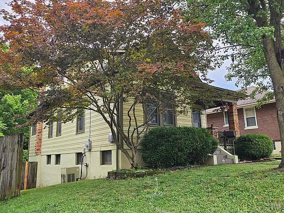 3rd image of 3834 Carrie Ave
