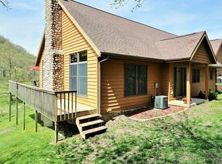 W2805 Kammel Coulee Rd, Coon Valley, WI 54623