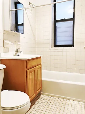 Rented by Bohemia Realty Group | media 12