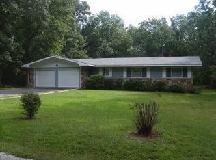 22 Mistletoe Ave, Williford, AR 72482