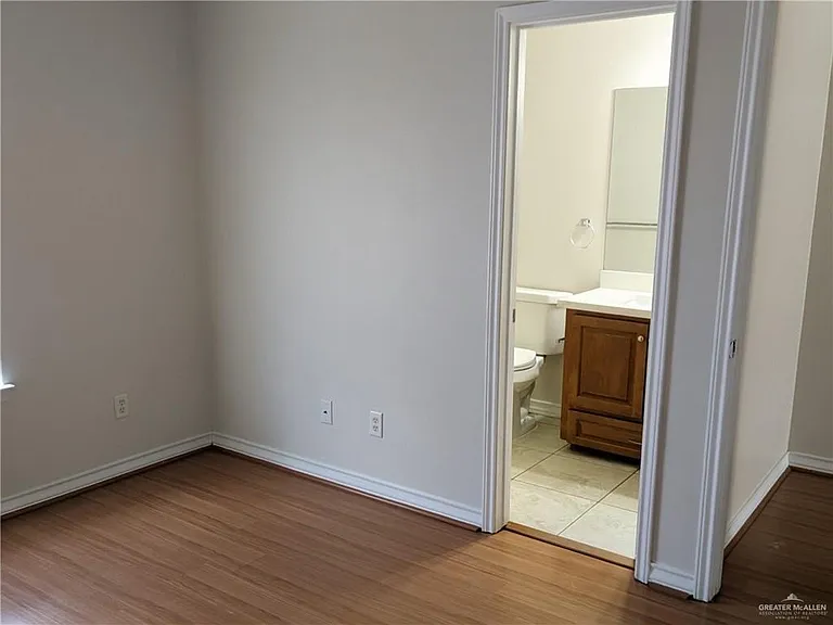 401 S 49th St #3 — Photo 8