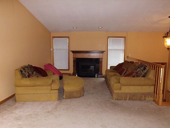 5th image of 11609 Cloverdale Ct SW