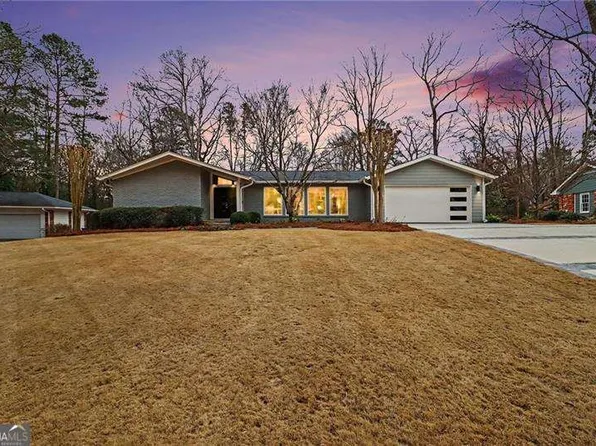 1873 Queens Way, Chamblee, GA 30341