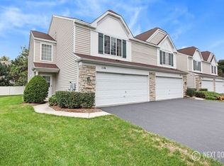 116 Cambridge Ave, Streamwood, IL