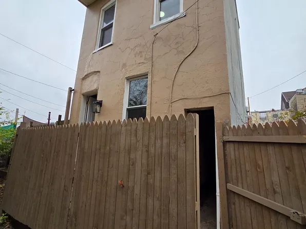 614 S 10th St, Reading, PA 19602