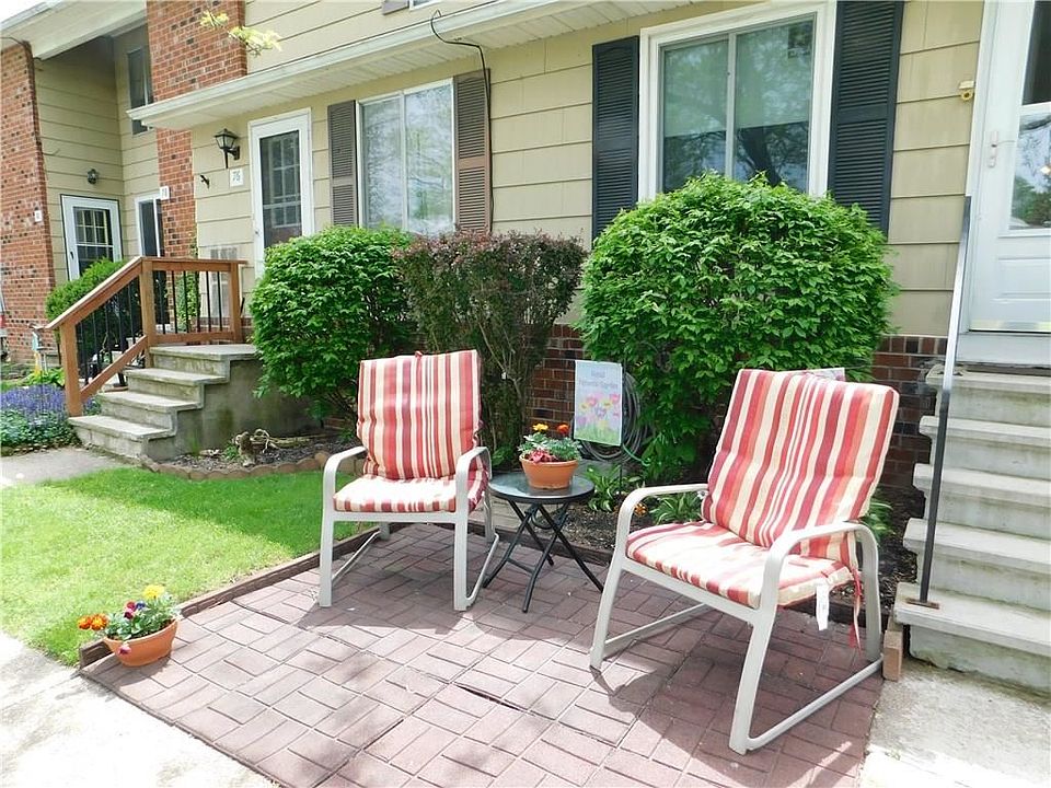 1st image of 74 Parkwood Ln