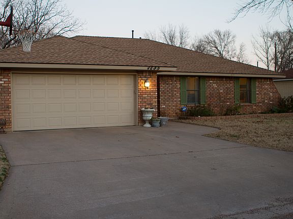 2nd image of 4689 Pamela Dr