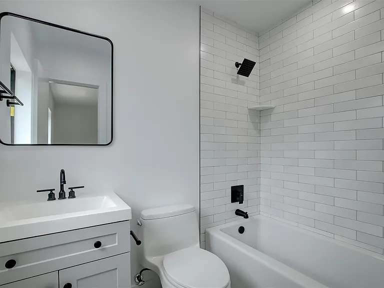 2155 NE 56th Ct — Photo 29