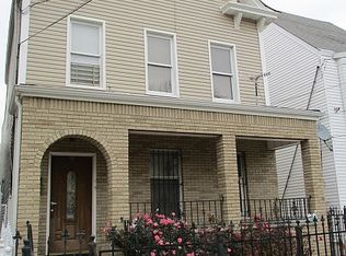 77 Irving St, Newark, NJ 07104