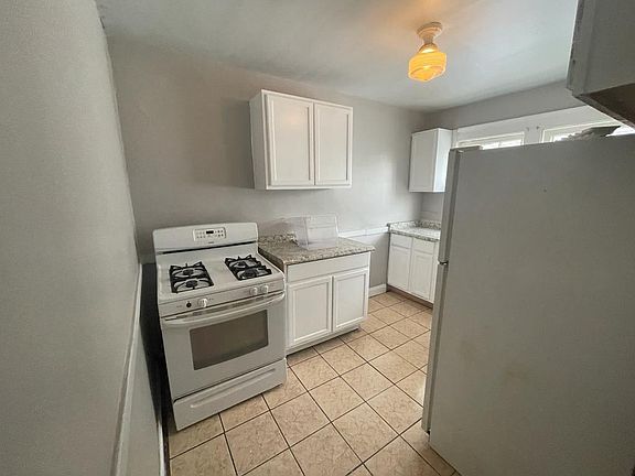 5th image of 2121 W 105th St #2