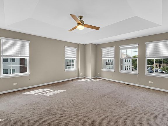 4th image of 39 Birchdale Dr