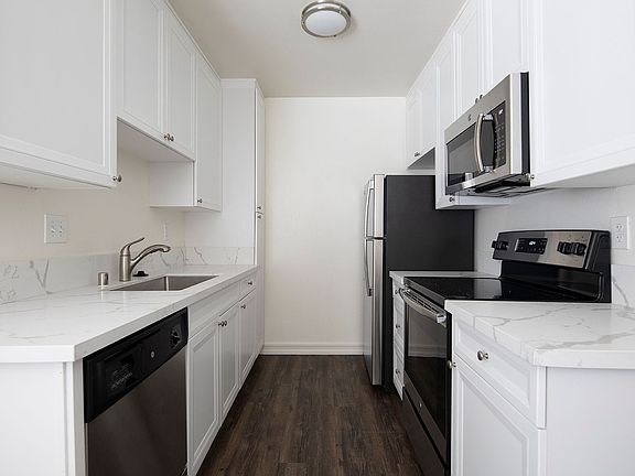 3rd image of 149-157 165 Daisy Ave #157-F