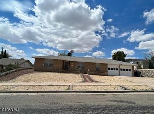 1325 Vista De Oro Dr, El Paso, TX 79935