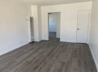 6736 & 6800 West Blvd #6736-08, Los Angeles, CA 90043