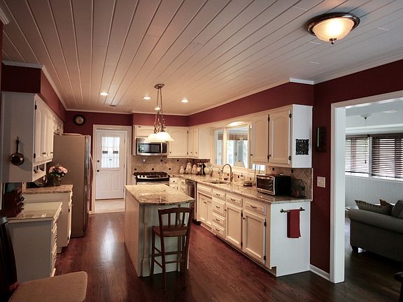 kitchen, view to sunroom
