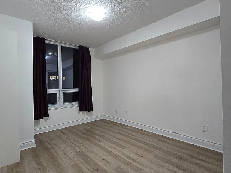 25 Greenview Ave #1026 — Photo 16