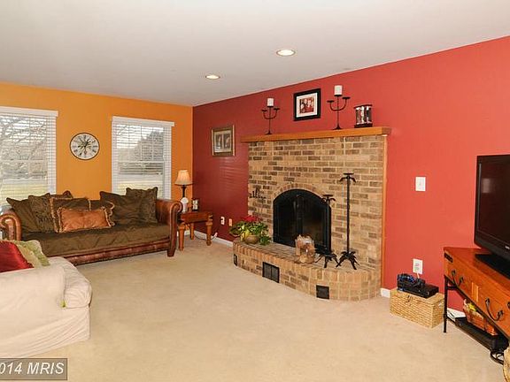 3rd image of 7020 Brentwood Dr