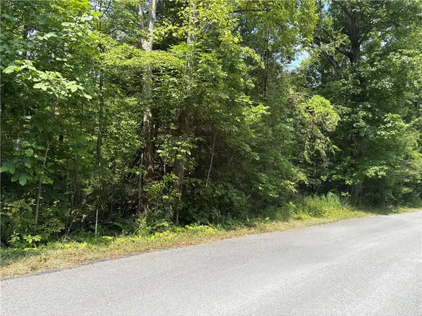 0 Red Line Rd, Kennerdell, PA 16374