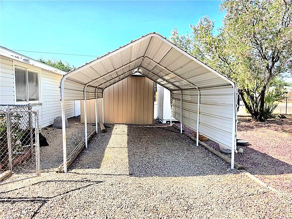 3rd image of 3880 E John L Avenue