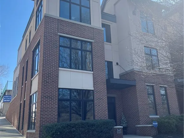 121 N Howard St, Akron, OH 44308