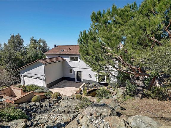 3rd image of 3859 Perie Ln